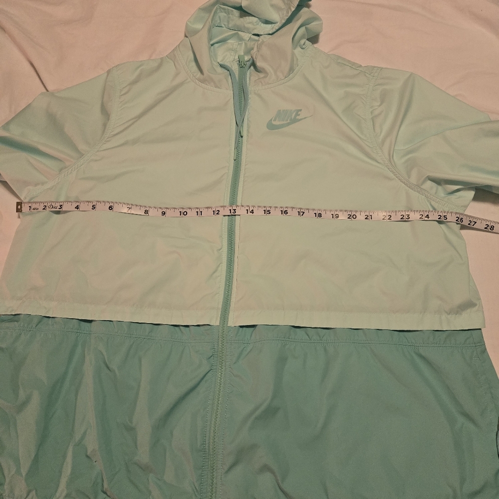 Nike Women's Windrunner Jacket - image 11